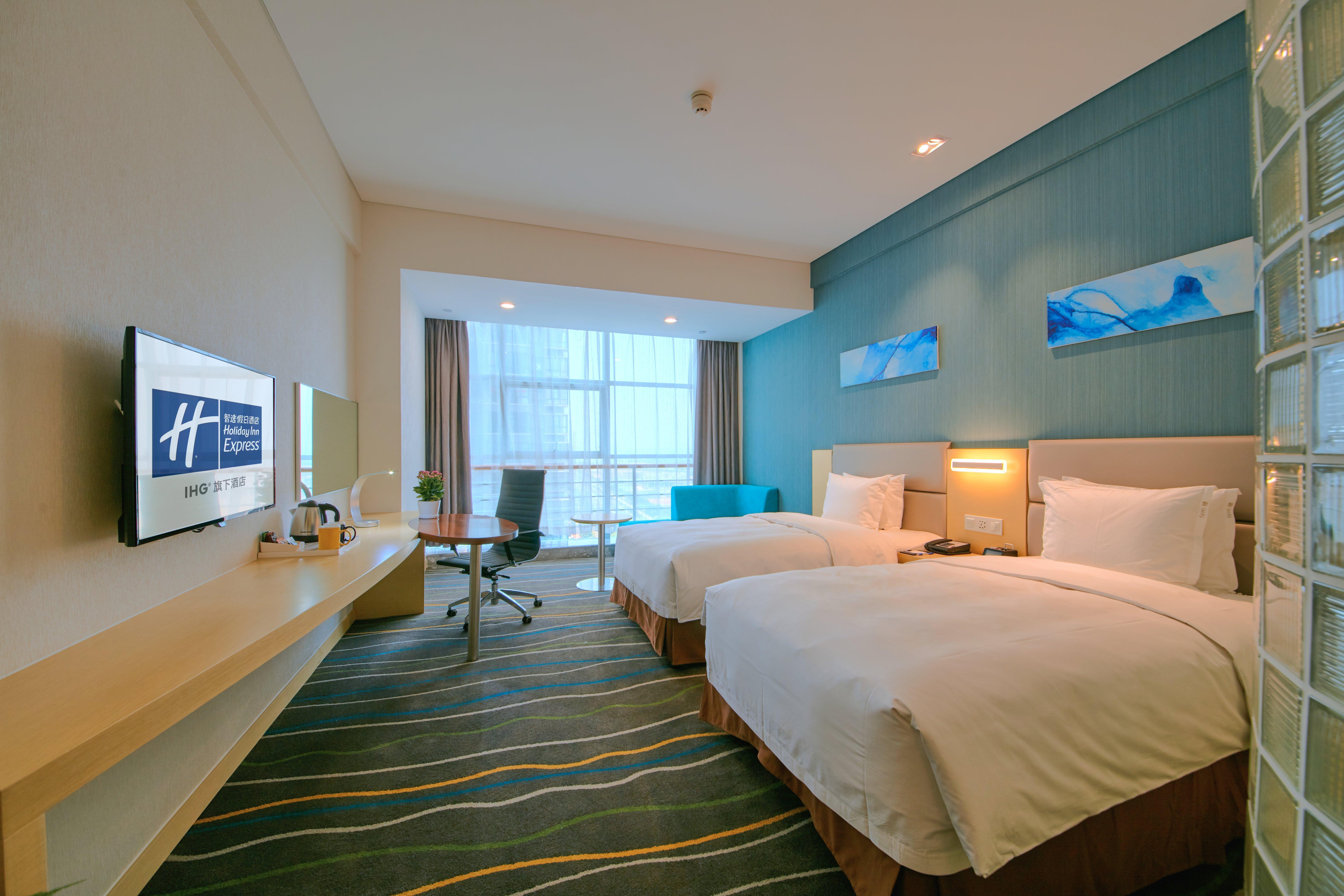 Holiday Inn Express Luoyang Yichuan By Ihg Экстерьер фото