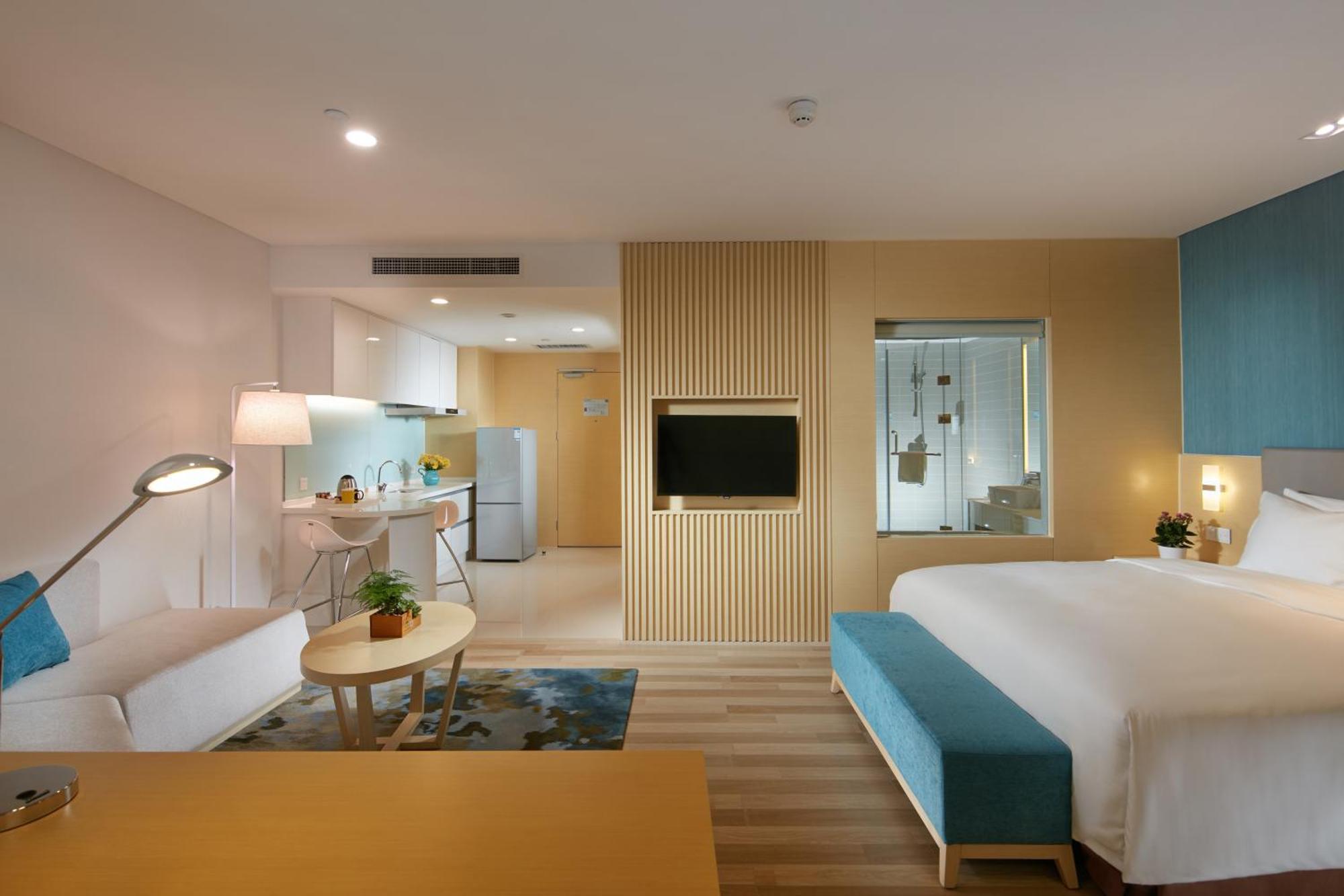 Holiday Inn Express Luoyang Yichuan By Ihg Экстерьер фото