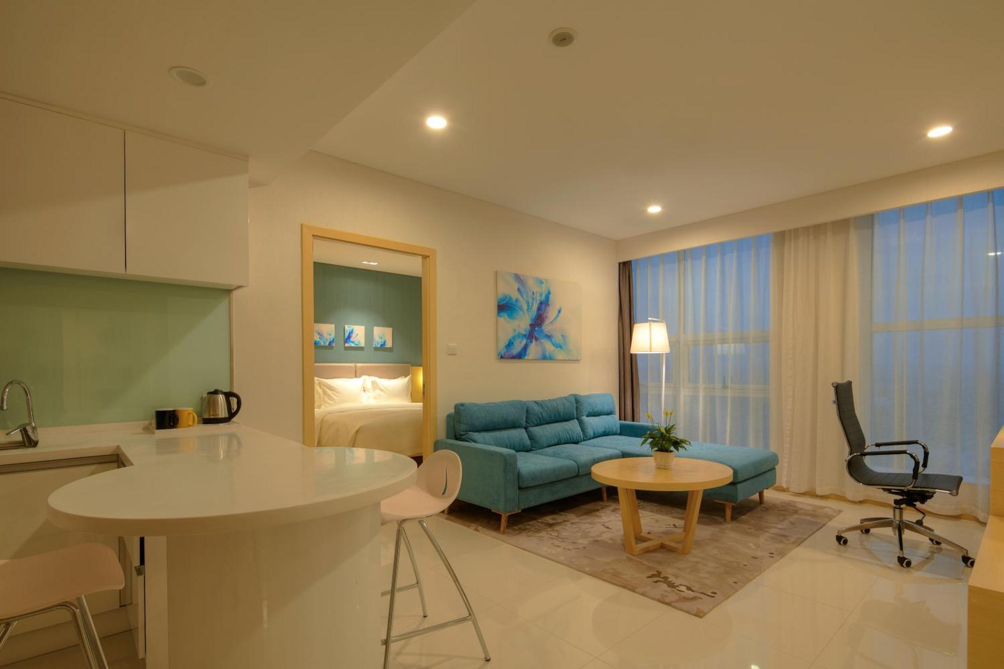 Holiday Inn Express Luoyang Yichuan By Ihg Экстерьер фото